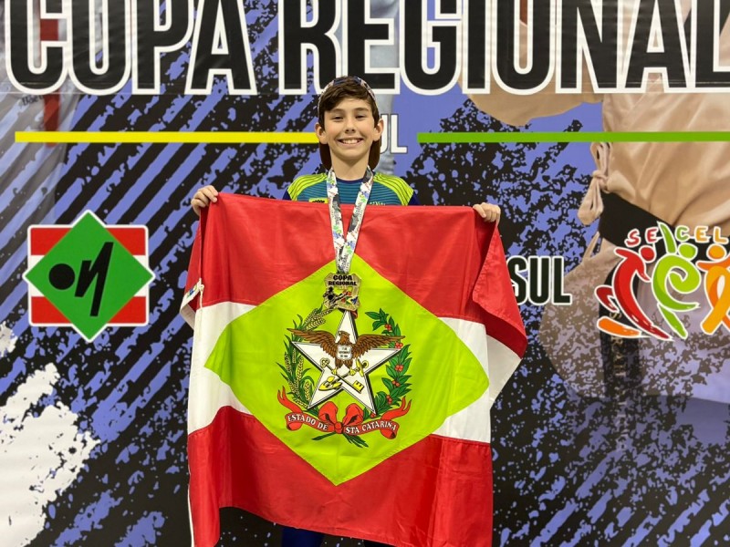 Enzo Maestri Dalapria na Copa Regional Sul de Taekwondo